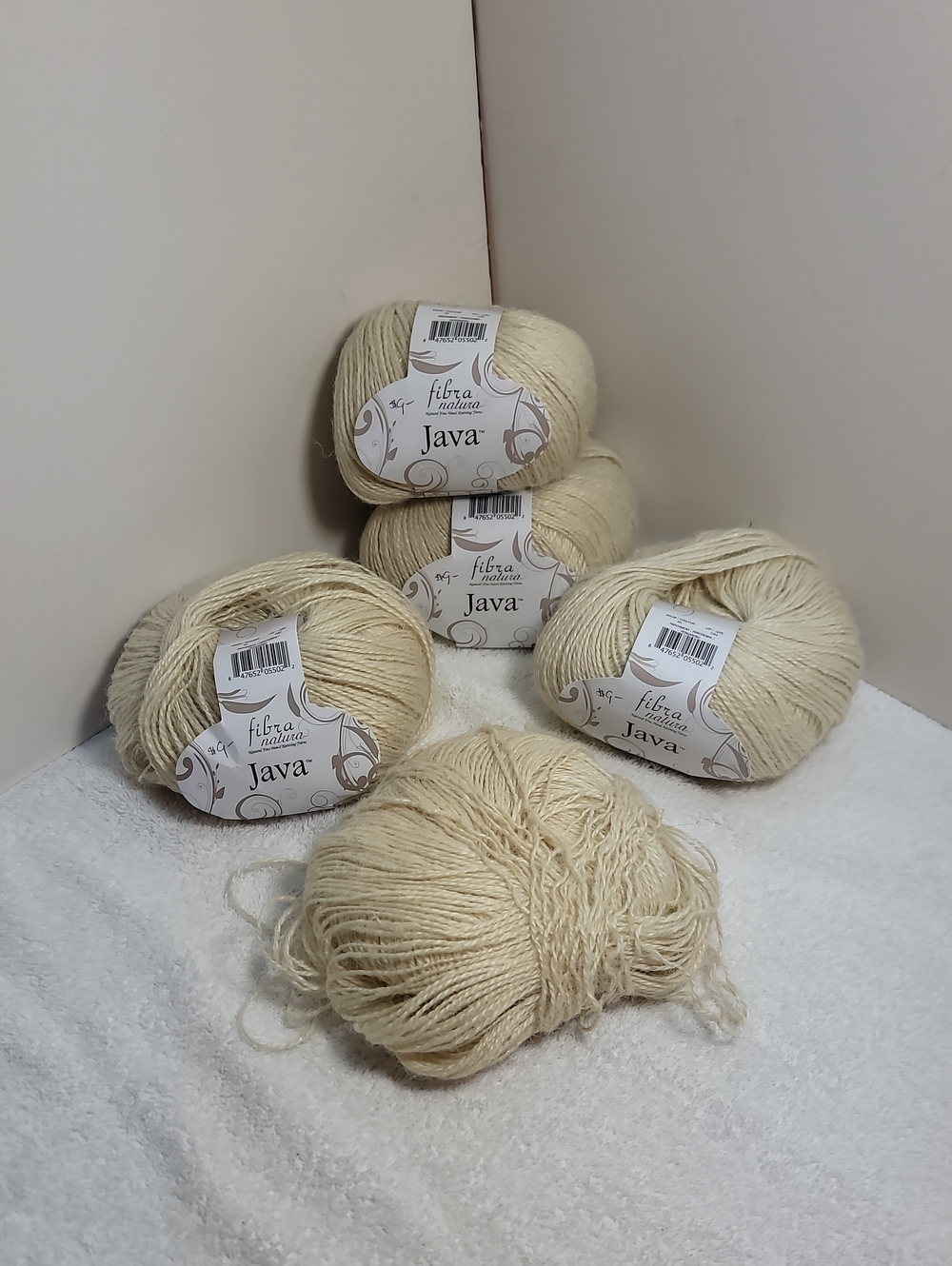 Java Cream Yarn - Natural Color -100% Hemp - 5 Balls
